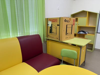 НУ "Св. Св. Кирил и Методий" откри своя първи STEM център - Изображение 2