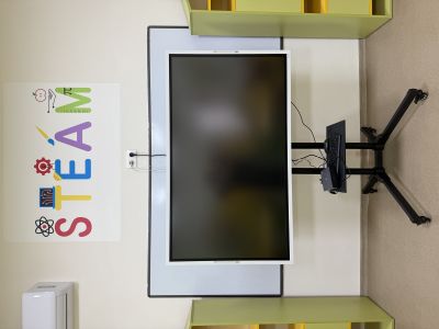 НУ "Св. Св. Кирил и Методий" откри своя първи STEM център - Изображение 3